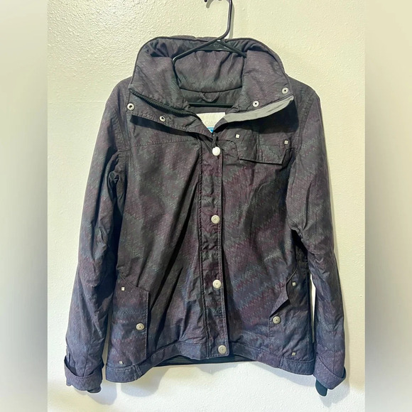 Columbia Omni-Tech Zig-Zag Winter Jacket - Medium - Picture 2 of 15